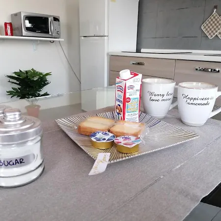 Sleep&Fly Bergamo Center - Transfer From Bgy Airport & Late Check-In Service Available Apartment Bergamo