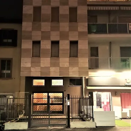 Sleep & Fly Bgy Airport-station-center Apartment