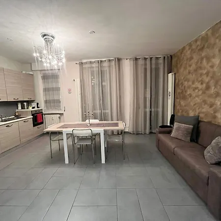 Sleep&Fly Bergamo Center - Transfer From Bgy Airport & Late Check-In Service Available