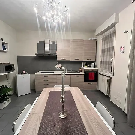 Sleep&Fly Bergamo Center - Transfer From Bgy Airport & Late Check-In Service Available Διαμέρισμα *