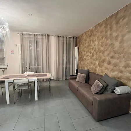 Sleep&Fly Bergamo Center - Transfer From Bgy Airport & Late Check-In Service Available Apartment Bergamo