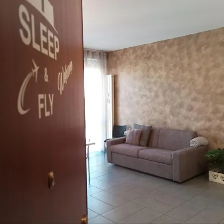 Sleep&Fly Bergamo Center - Transfer From Bgy Airport & Late Check-In Service Available Apartment *