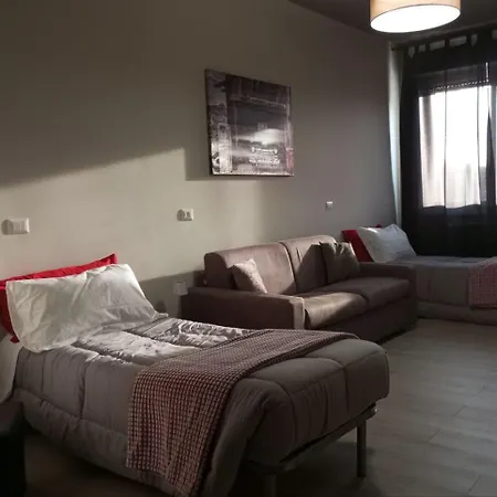 Apartment Sleep & Fly Bgy Airport-station-center