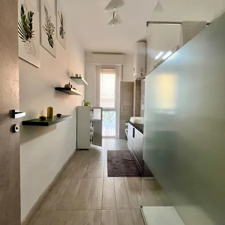 Sleep&Fly Bergamo Center - Transfer From Bgy Airport & Late Check-In Service Available Apartment *