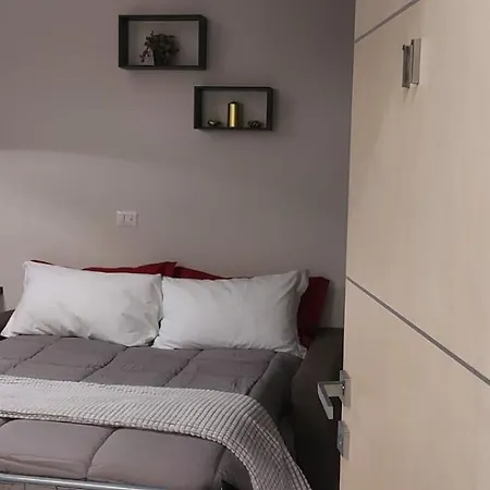 Sleep & Fly Bgy Airport-station-center Apartment *