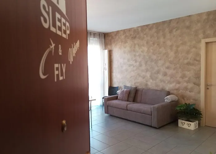 Sleep&fly Center - Transfer From Bgy Airport & Late Check-in Service Available Apartment *